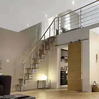 Castorama Escalier droit gain de place à pas alternés bois inversio l.64 cm 11 marches hêtre offre