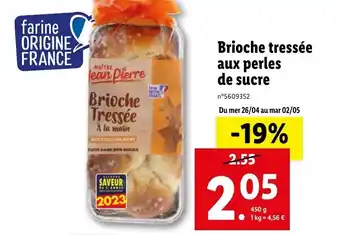 Lidl Brioche tressée aux perles de sucre offre