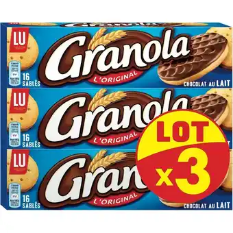 Auchan Supermarché Biscuits au chocolat au lait granola lu offre