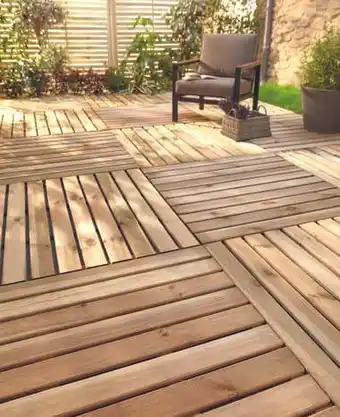 Brico Dépôt Blooma dalle en bois 100 x 100 cm durance offre
