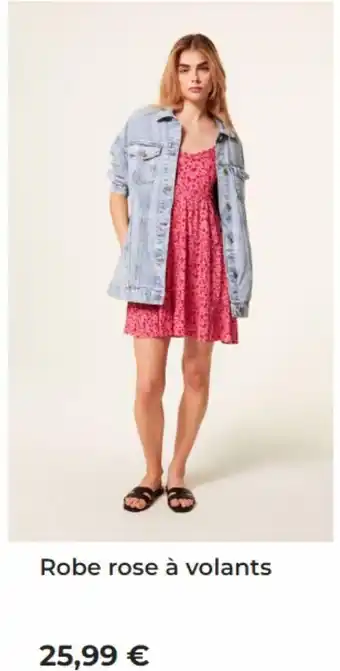 Robe rose à volants