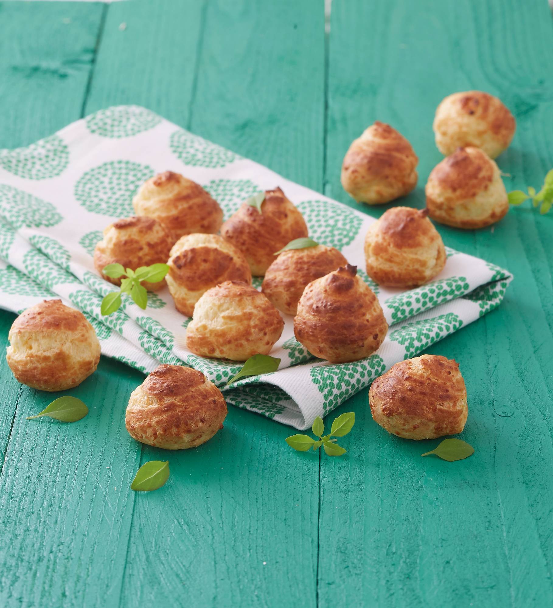 Match Mix buffet 16 gougères offre