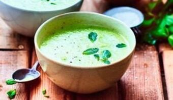 Velouté glacé de concombre à la menthe