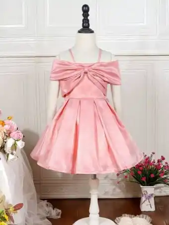 SheIn Petite fille robe de soirée à épaules dénudées à ourlet plissé offre