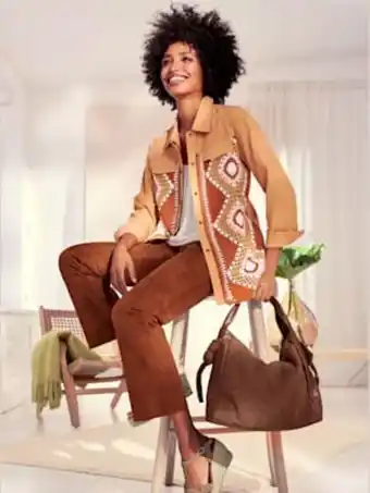 Helline Veste dentelle crochetée à la main moderne devant offre