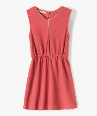 Gémo Robe fille en maille gaufrée avec col v doré offre