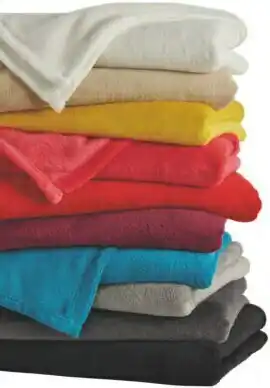 Carrefour Plaid moelleux offre