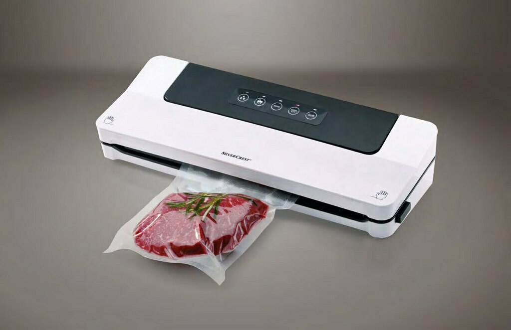 Promo Appareil de mise sous vide chez Lidl