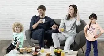 Géant Casino Pyjama long manches courtes ou Pyjama homme ou Pyjama long ou Pyjama fille offre