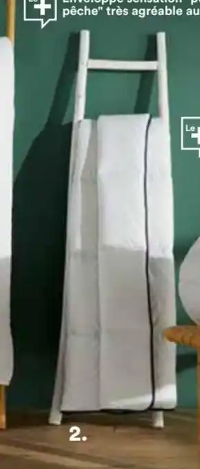 BUT Couette Bien-être tempérée 220x240 cm offre