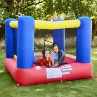 b&m Chateau gonflable 1.82m x 1.82m offre