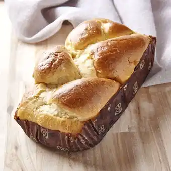 Auchan Supermarché Brioche tressée vendéenne label rouge au beurre aop charentes-poitou(1)(2) offre