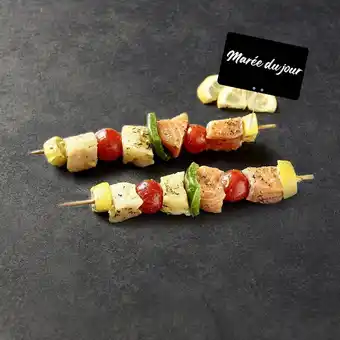 Auchan Supermarché Brochette saumon cabillaud ou saumon à la provençale(1) offre