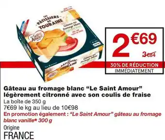 Monoprix Gâteau au fromage blanc légèrement citronné avec son coulis de fraise offre