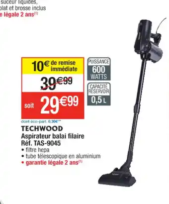 Cora x Carrefour Techwood Aspirateur Balai Filaire offre