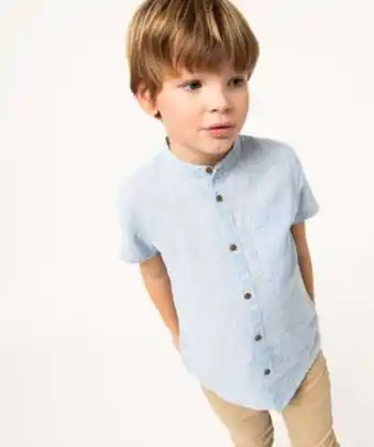 Gémo Chemise garçon rayée à manches courtes et col mao offre