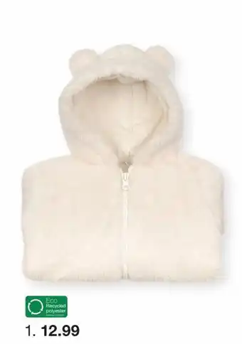 Manteau d`hiver nouveau-né