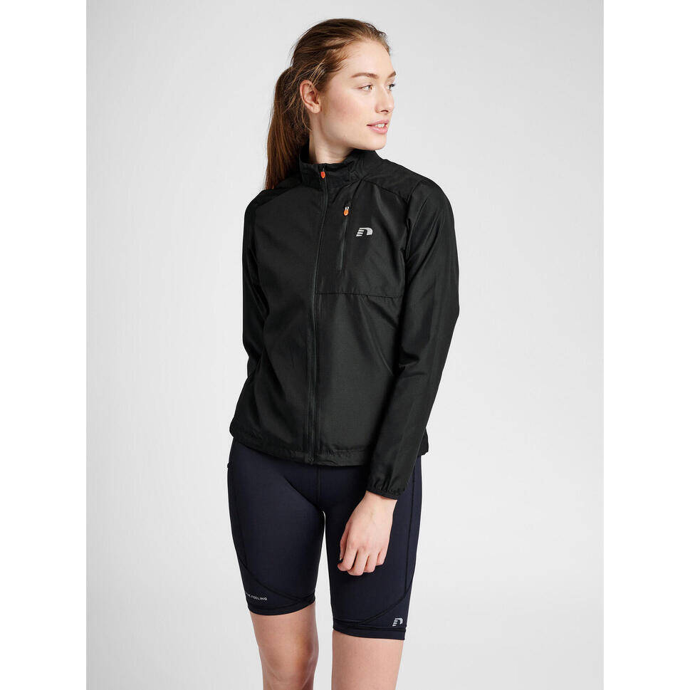 Promo Womens performance jacket veste femme chez Decathlon
