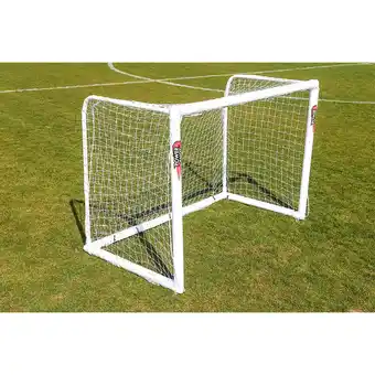 Decathlon But de foot 1,8 x 1,2 m + mur de tir rouge offre