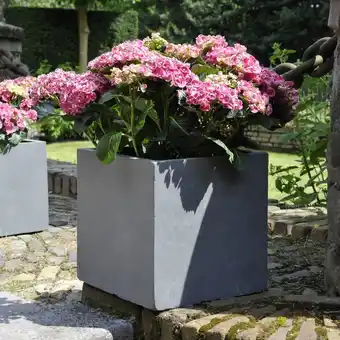 Bac à fleurs fibre de terre l55 h46 cm gris