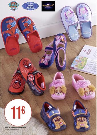 Paire de pantoufles licence enfant