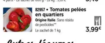 Tomates pelées en quartiers