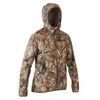 Promo Veste chasse femme impermeable silencieuse camouflage 500 chez Decathlon