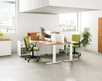 Bureau Vallée BUREAU PIEDS PANNEAUX FIXES offre