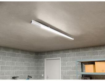 Brico Dépôt Colours réglette étanche led intégrées blanc neutre, ip65 - l. 120 cm offre