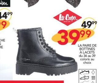 Stokomani LA PAIRE DE BOTTINES À LACETS offre