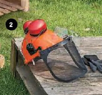 Hyper U 2 CASQUE FORESTIER COMPLET offre
