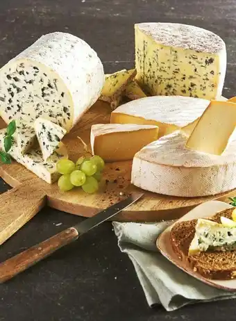 Auchan FOIRE AUX FROMAGES D'AUVERGNE AOP offre