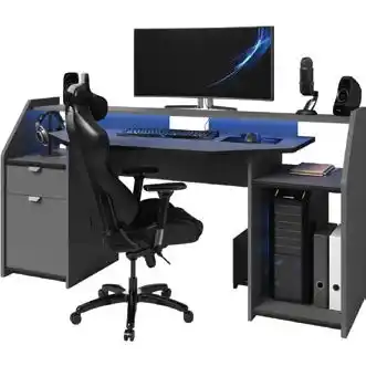 Auchan BUREAU SPÉCIAL GAMING AVEC LARGE PLATEAU ET LEDS L180CM GAMER offre