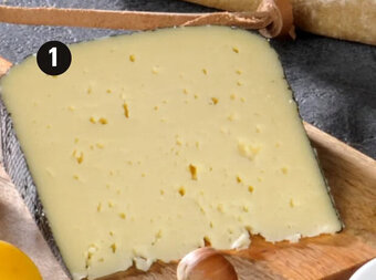 E.Leclerc TOMME NOIRE DES PYRÉNÉES(¹) 28% MAT.GR.(2) "CAPITOUL" offre