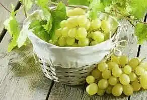 Petit Casino RAISIN BLANC VARIÉTÉ CHASSELAS CATÉGORIE 1 offre