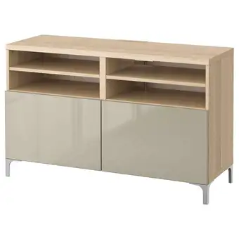 IKEA Bestå banc tv avec portes, effet chêne blanchi/selsviken/nannarp brillant/beige, 120x42x74 cm offre