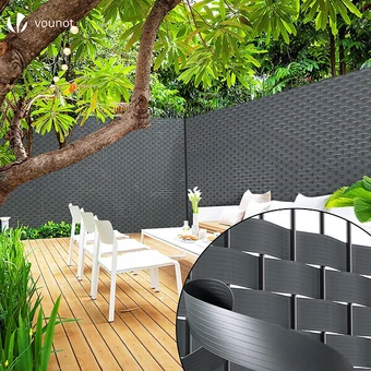 Bricomarché Vounot kit de lamelles occultantes pvc brise vue 300m x 4.7cm avec 600 clips gris offre