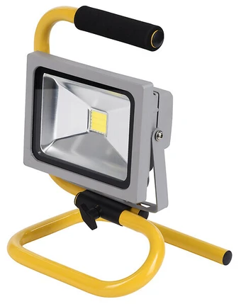 Bricomarché Projecteur à led sur cadre 20 w offre