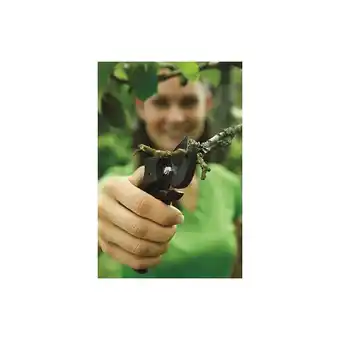 Brico Cash Sécateur traditionnel fiskars 1001530 - lame franche - ø23mm offre