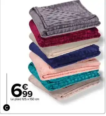 Carrefour Drive Plaid ou couverture "Fantaisie" offre