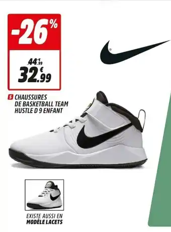 Intersport Chaussures de basketball team hustle D 9 enfant offre
