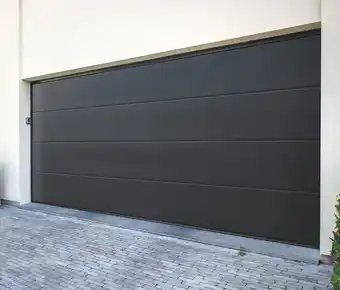 Leroy Merlin BON PLAN SUR L'ACHAT ET LA POSE DE PORTES DE GARAGE SECTIONNELLES ESSENTIEL ou PREMIUM SUR-MESURE offre