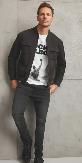 Takko VESTE SWEAT OU T-SHIRT OU JEANS offre