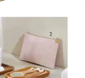 Trousse De Toilette