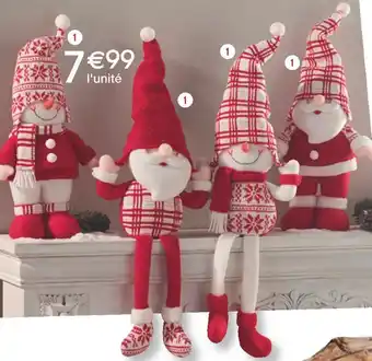 Cora x Carrefour Personnage noël debout ou jambes longues offre