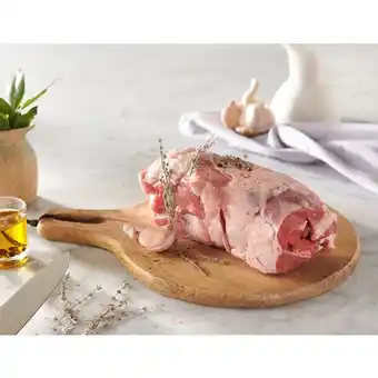 Auchan Agneau : épaule** (sans os de palette) offre