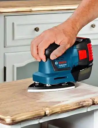 Brico Cash Ponceuse vibrante sans fil bosch gss 18v-10 + 8 accessoires 06019d0202 professionnal en l-boxx offre