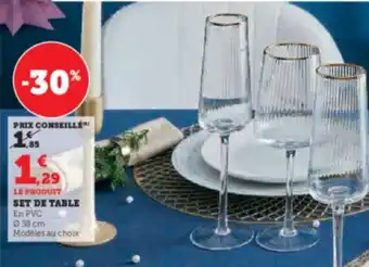 Super U SET DE TABLE En PVC offre