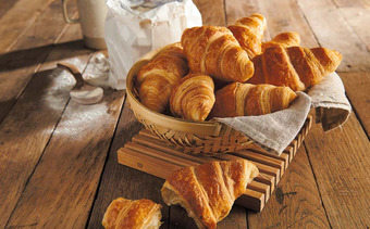 Auchan CROISSANTS PUR BEURRE offre