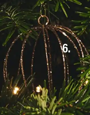 Monoprix Lot de 2 boules en métal fillaire doré offre